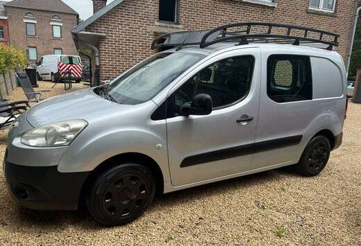 Peugeot Partner 1.6 ESSENCE UTILITAIRE 3 PLACES NAVI
