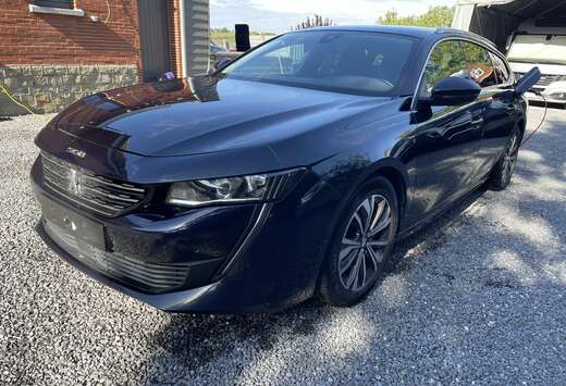 Peugeot SW 1.6 PHEV Allure Pack
