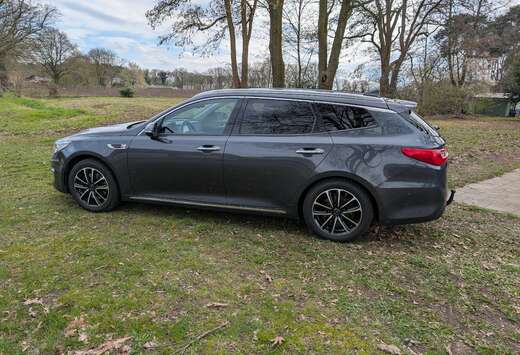 Kia Optima SW 1.7 CRDi First Edition ISG DCT