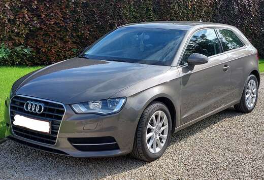 Audi A3 1.6 TDi Attraction