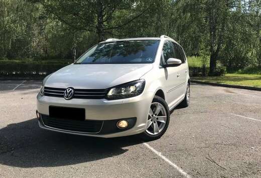 Volkswagen Touran 2.0 TDi Highline DPF DSG