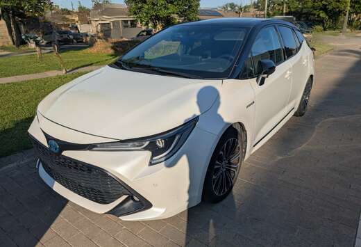 Toyota Hybride Style BiTone 1.8