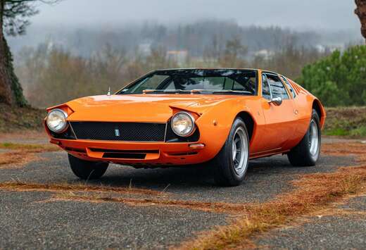 Coupé ; 2 Portes ; V8 ; 5 Vitesse ;