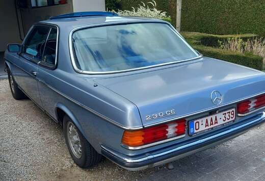 Mercedes-Benz 230 CE