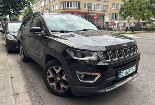 Jeep 1.4 Turbo limited 4x2 - état exeptionnel * Toit ...