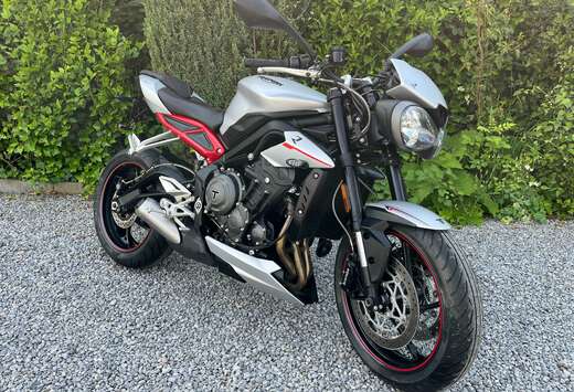 Triumph Street Triple 765 R