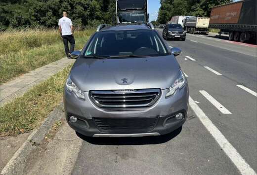 Peugeot 2008 1.2i PureTech