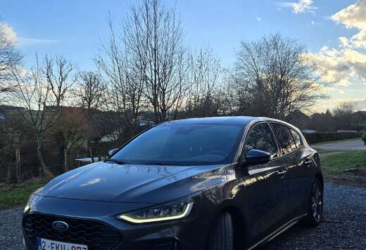 Ford Focus 1.0 EcoBoost MHEV ST-Line Design