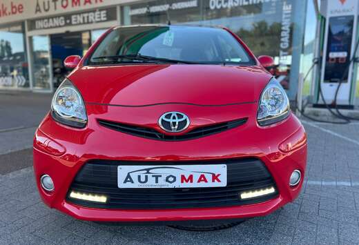 Toyota Aygo 1.0i Color Edition