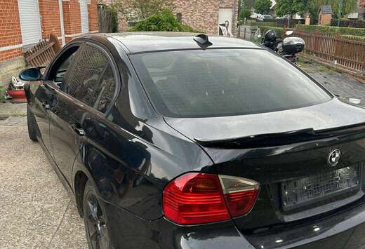BMW 320iA