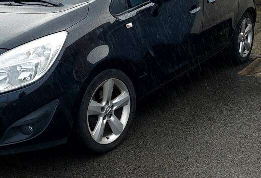 Opel 1.4 NEL Cosmo,turbo benzine,banden alu17