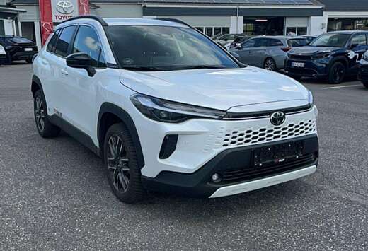 Toyota 1.8 Hybrid Style  Achtertuitrijcamera  Navigat ...