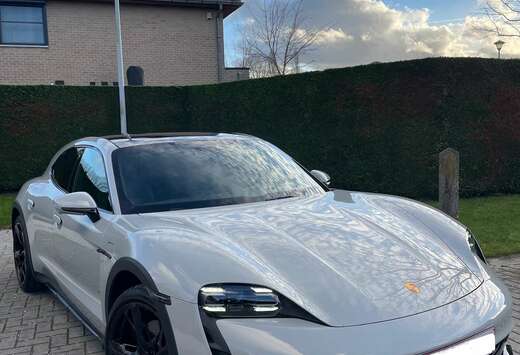 Porsche 4 Cross Turismo