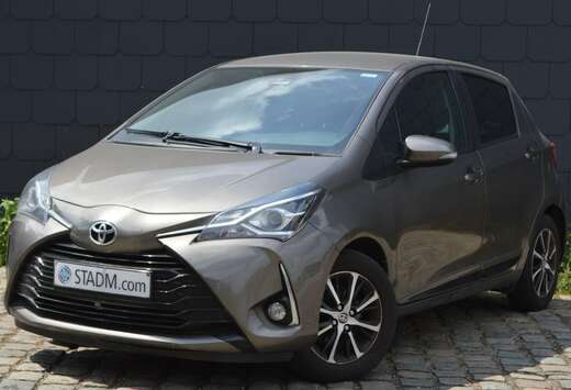 Toyota Yaris 1.5i Dual CARPASS CARNET BENZINE NAVI LE ...
