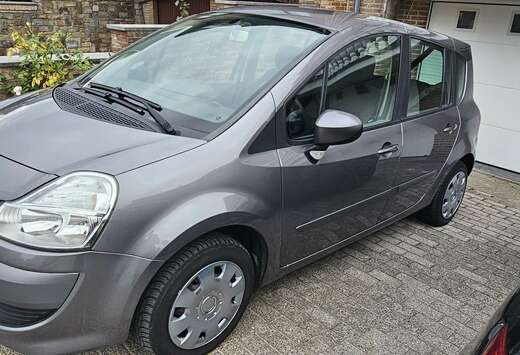 Renault 1.2i essence prête à immatriculé 2009  75. ...