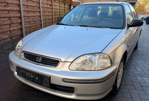 Honda Civic 1.4i S