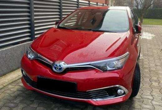 Toyota Auris HEV 1.8i HSD Active E-CVT