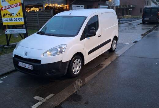 Peugeot 1.6 HDi 90 L1 FAP Komfort