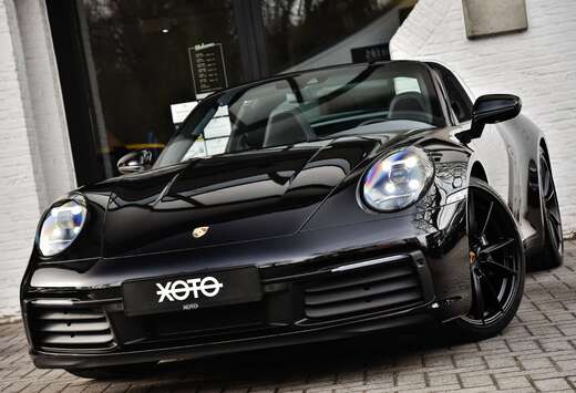 Porsche 992 TARGA 911 C4 3.0 TURBO PDK