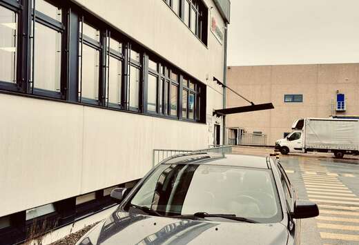 Mitsubishi 1.8 Essense 105kw