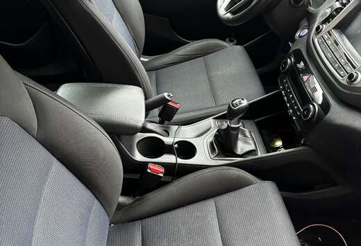 Hyundai 1.6 GDi 2WD Style ISG