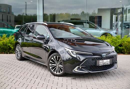 Toyota Touring Sports 1.8 Hybrid Dynamic e-CVT-Camera ...