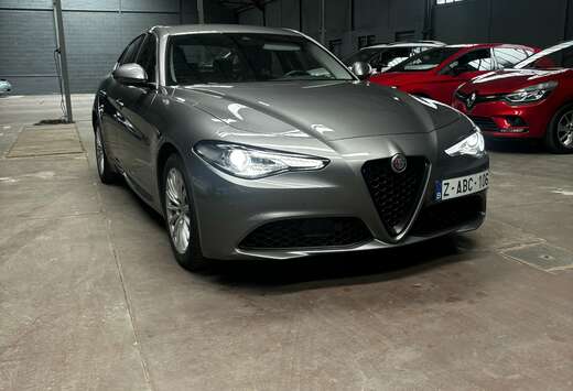 Alfa Romeo 2.2 JTDm - GARANTIE 12 MOIS