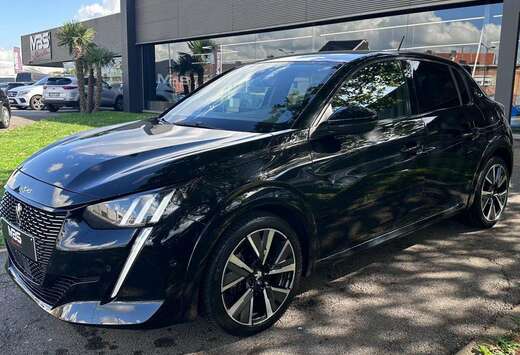 Peugeot *1.2i GT Line* TVAC* LED* CRUISE* CAMERA* GAR ...