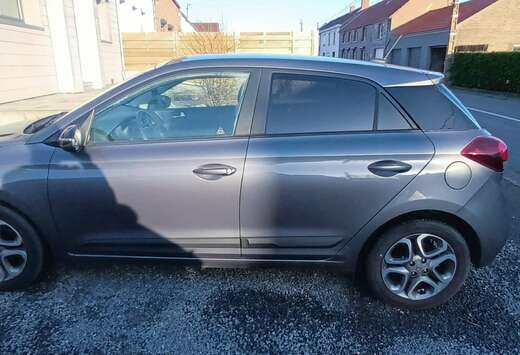 Hyundai i20 1.2i Twist Techno Pack