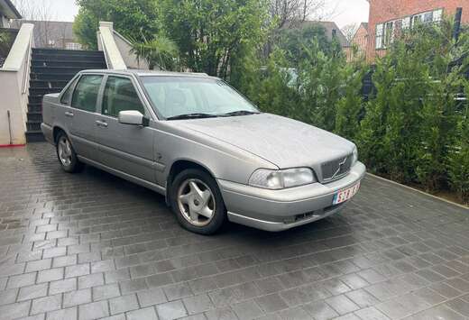 Volvo 2.5i