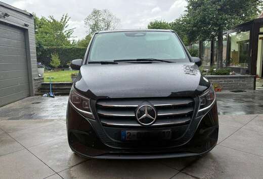 Mercedes-Benz 116 CDI Tourer Double cabine. 3 siège  ...