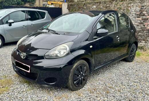 Toyota 1.0i VVT-i Plus airco prêt à immatriculer