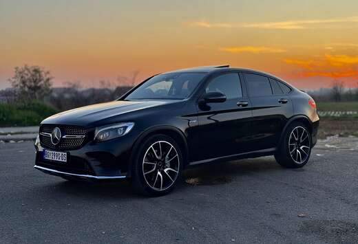 Mercedes-Benz Coupe 4Matic 9G-TRONIC