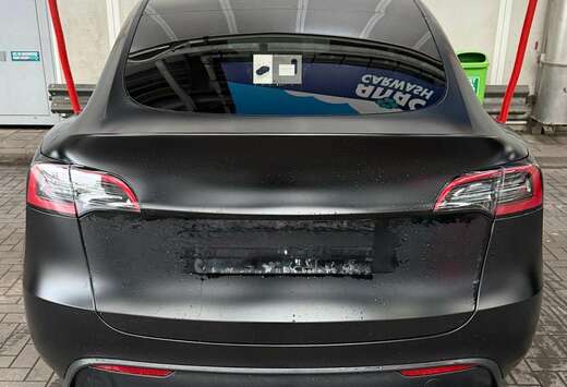 Tesla Model Y 72.5 kWh Dual Motor Long Range (324 kW)