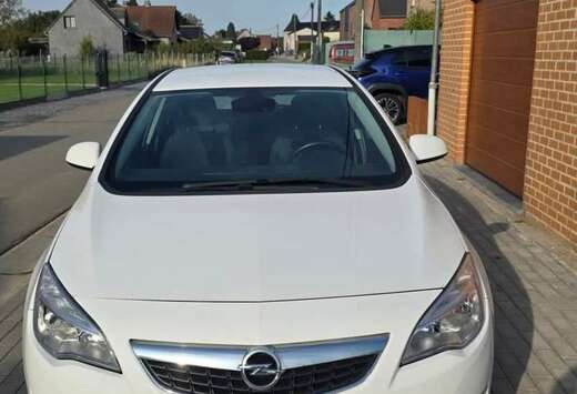 Opel 1.3 CDTi ecoFLEX Cosmo Start&Stop DPF