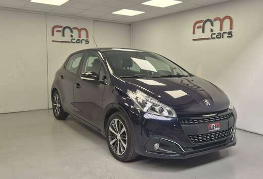Peugeot 1.2i Allure bwj2017 Camera Navi Cruise Garant ...