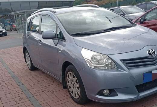 Toyota 1.6. téléphone 0488876274