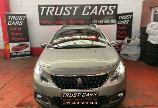 Peugeot 2008 1.2i Style