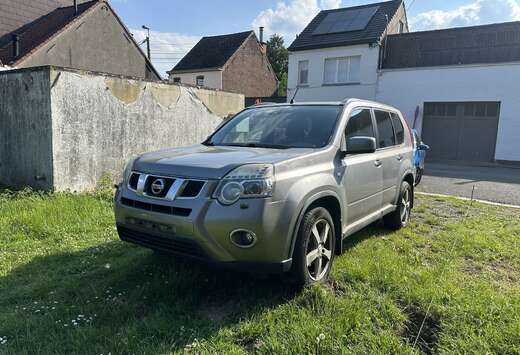 Nissan 2.0 dCi 4WD LE+xen.+navi+Bose(anti scr.)