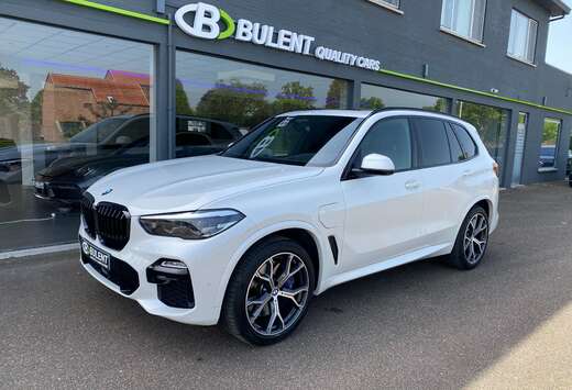 BMW 3.0A xDrive45e   \