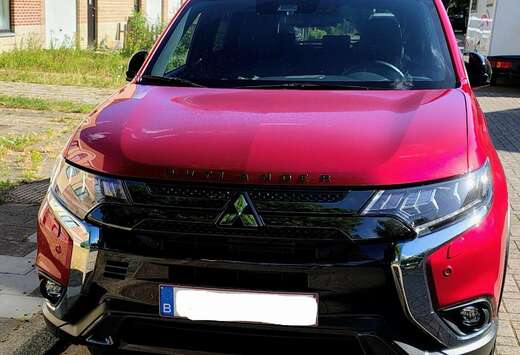 Mitsubishi Outlander 2.0i 2WD Blackline 5S CVT