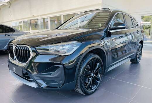 BMW 1.5iA *** GARANTIE + TOIT PANO + CUIR + GPS ***