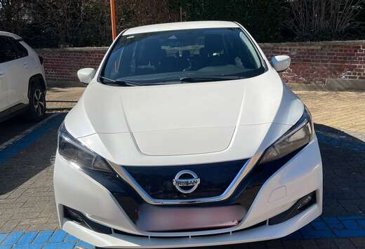 Nissan 40 kWh N-Connecta (EU6.2)