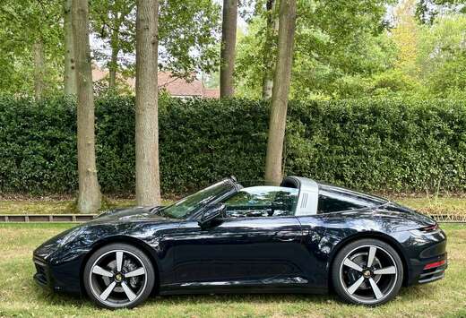 Porsche 911 Carrera 4 3.0 Turbo