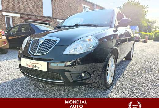 Lancia Ypsilon 1.2i Elefantino Blu