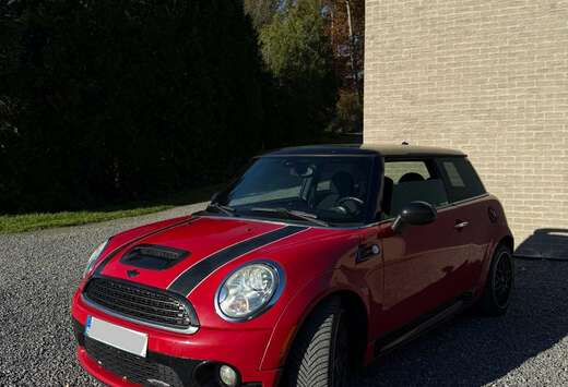MINI 1.6i JCW