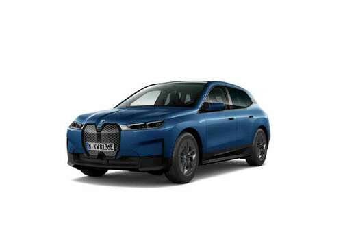 BMW xDrive50 Sport  PANO