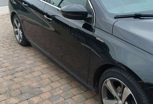 Peugeot SW 1.2 PureTech GT Line (EU6.2)