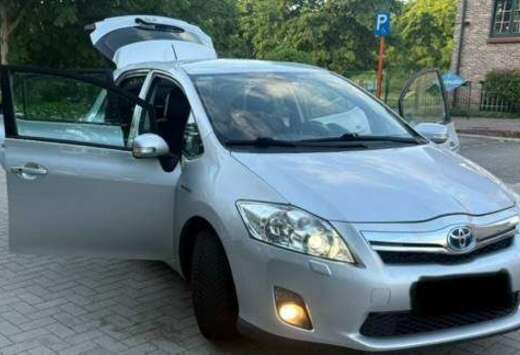Toyota Auris HEV 1.8i HSD Premium CVT
