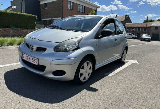 Toyota 1.0i VVT-i Blue MMT